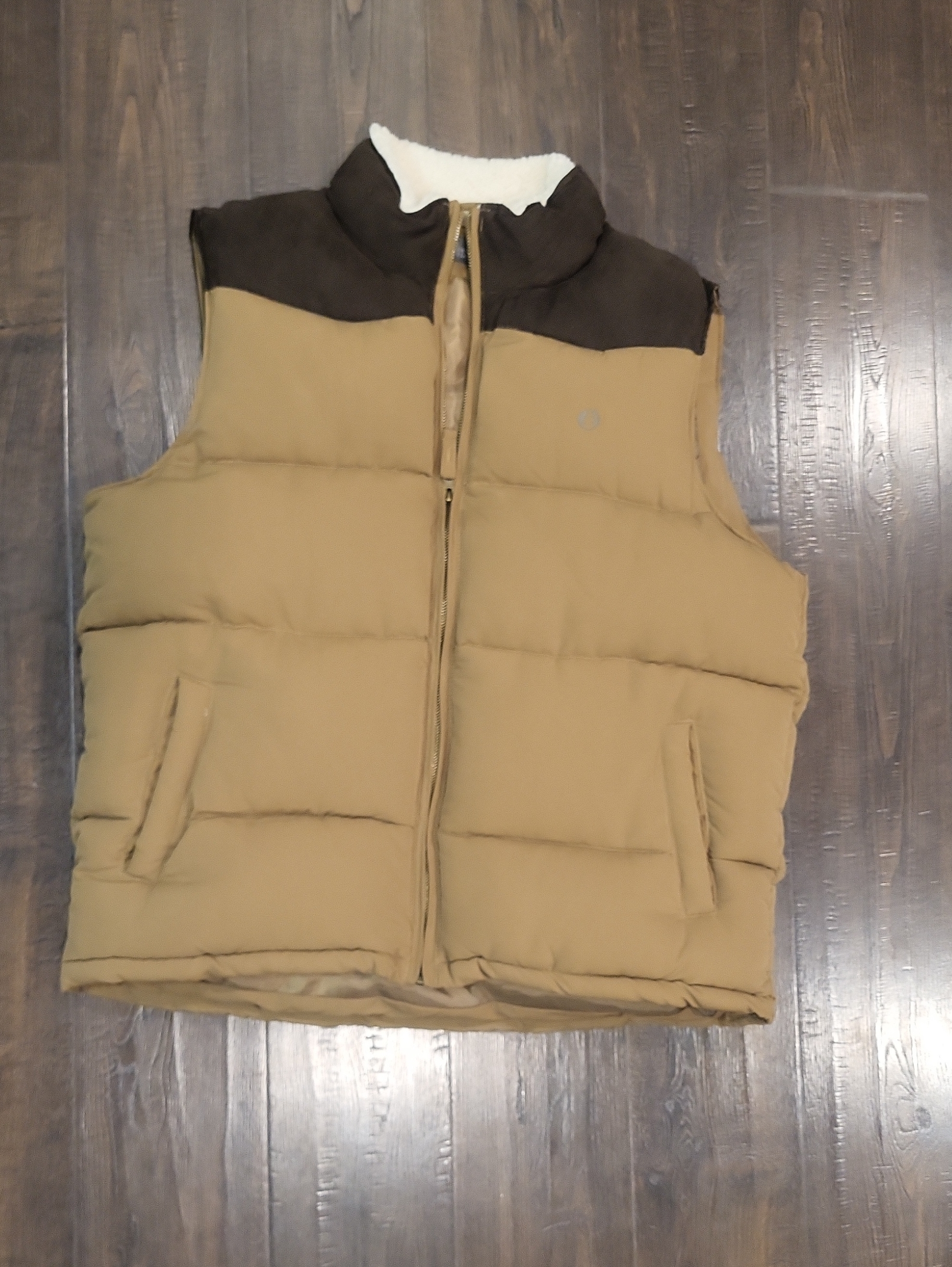 The American Outdoorsman Puffy Vest